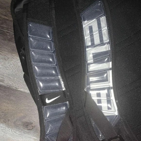 Nike elite Backpack - Picture 2 of 2